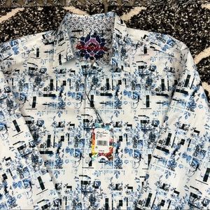ROBERT GRAHAM Inkom Floral Sports Shirt
Long Sleeve Classic Fit - Size XL